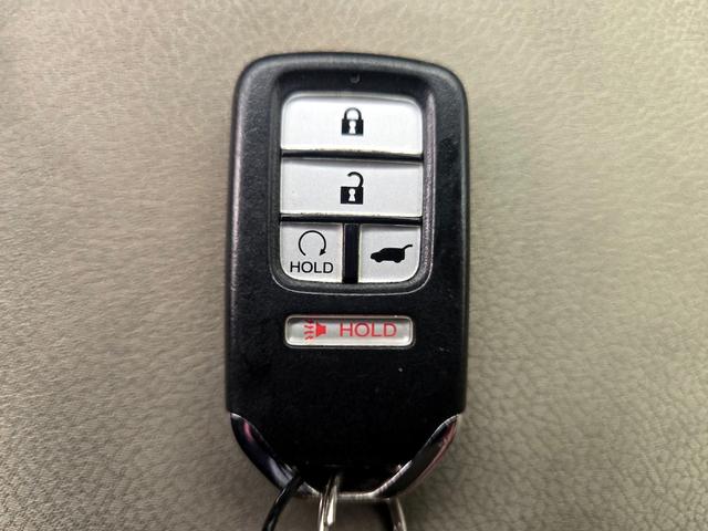 Photo of 2017 Red Honda CR-V