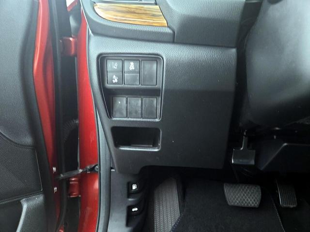 Photo of 2017 Red Honda CR-V