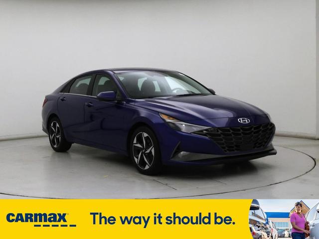 Photo of 2022 Blue Hyundai ELANTRA