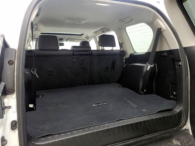 Photo of 2014 White Lexus GX 460