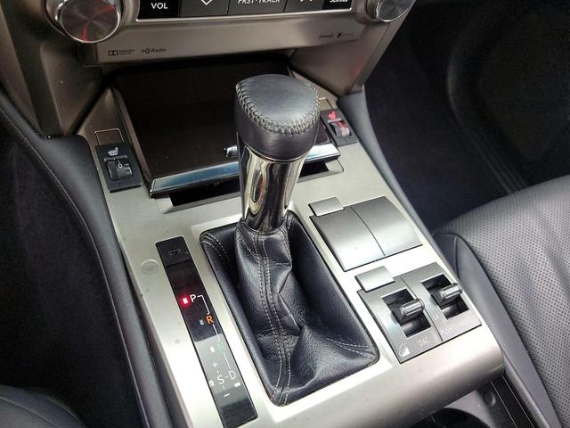 Photo of 2014 White Lexus GX 460