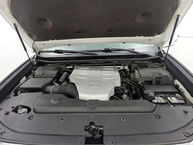 Photo of 2014 White Lexus GX 460