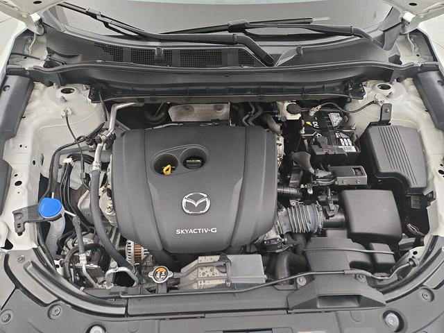 Photo of 2021 White Mazda CX-5