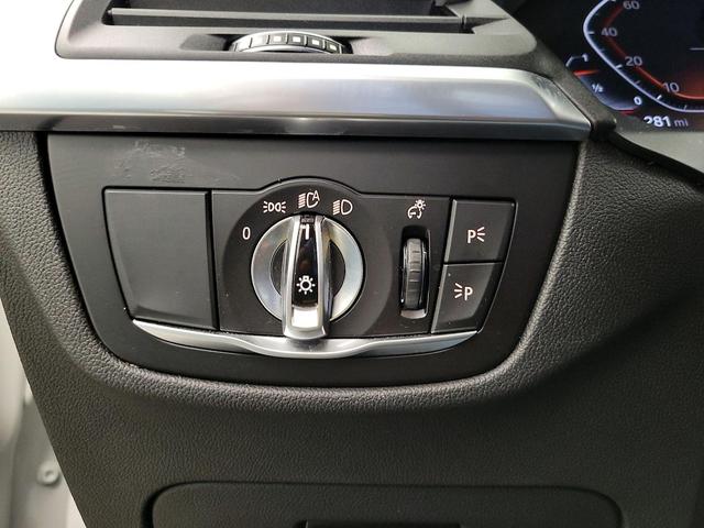 Photo of 2022 White BMW X3