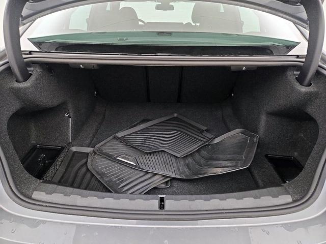 Photo of 2024 Gray BMW 330