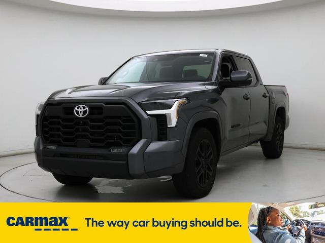 Photo of 2022 Gray Toyota Tundra