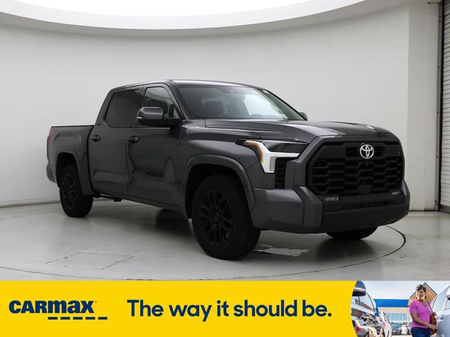 Photo of 2022 Gray Toyota Tundra