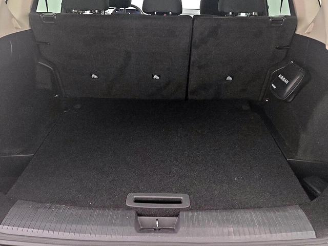 Photo of 2024 Gray Nissan Rogue