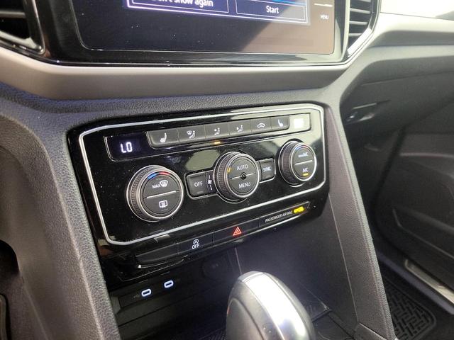 Photo of 2022 White Volkswagen Atlas Cross Sport
