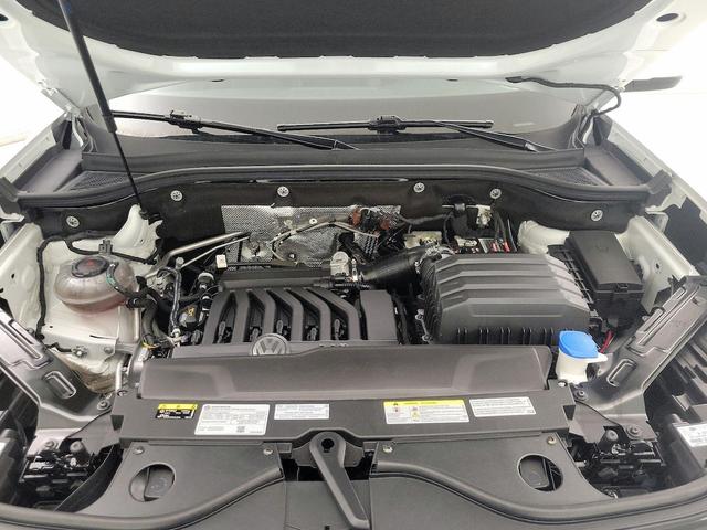 Photo of 2022 White Volkswagen Atlas Cross Sport