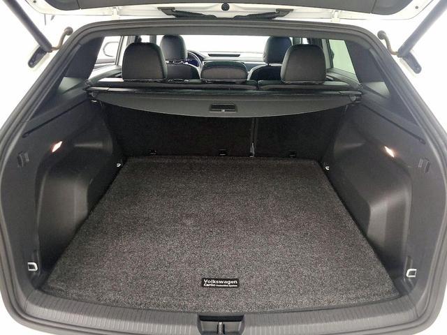 Photo of 2022 White Volkswagen Atlas Cross Sport