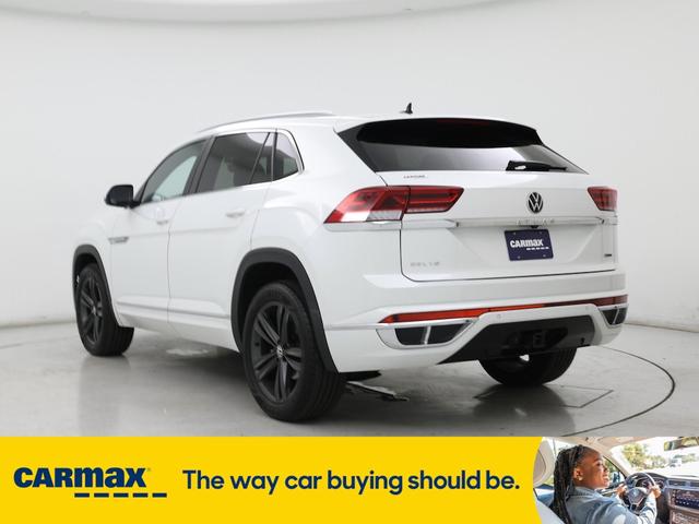 Photo of 2022 White Volkswagen Atlas Cross Sport