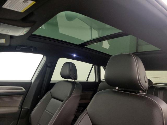 Photo of 2022 White Volkswagen Atlas Cross Sport