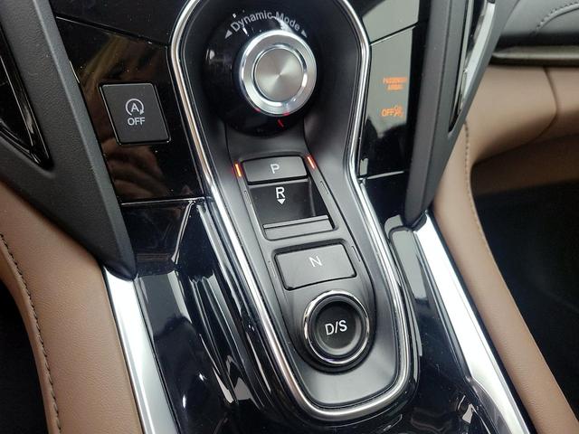 Photo of 2020 White Acura RDX