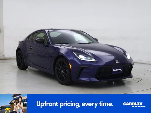 Photo of 2024 Blue Toyota GR86