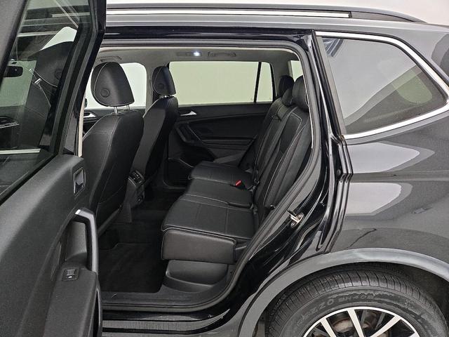 Photo of 2021 Black Volkswagen Tiguan