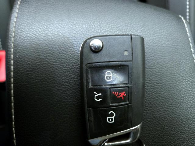 Photo of 2021 Black Volkswagen Tiguan
