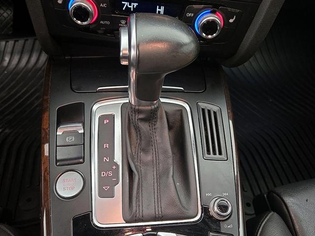 Photo of 2016 Silver Audi allroad