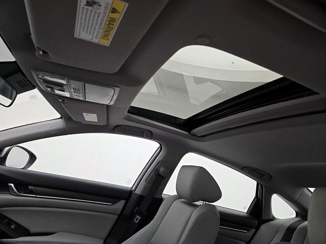 Photo of 2018 Silver Honda Accord