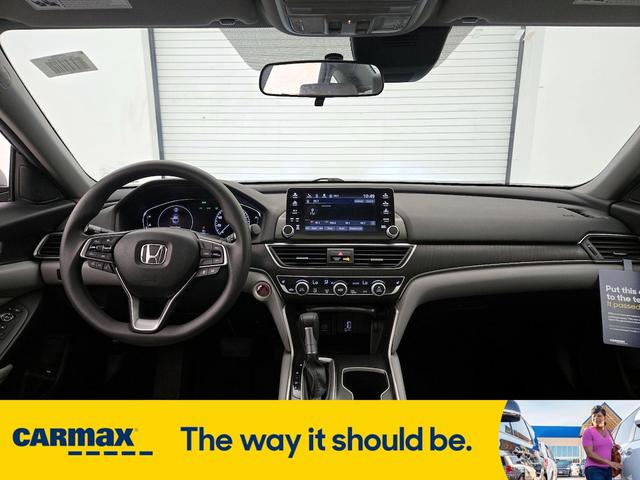 Photo of 2018 Silver Honda Accord