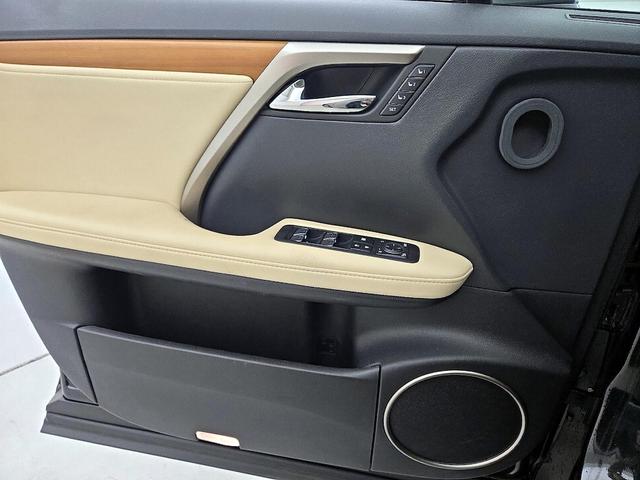 Photo of 2021 Black Lexus RX 350