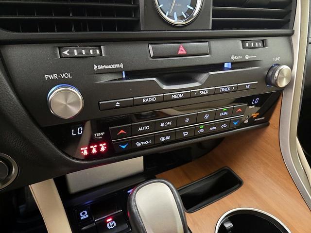 Photo of 2021 Black Lexus RX 350