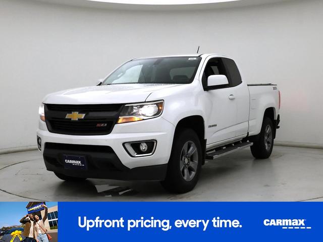 Photo of 2015 White Chevrolet Colorado