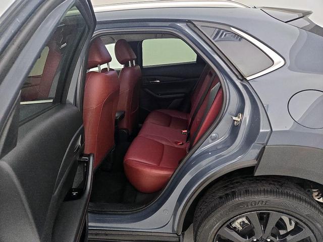 Photo of 2022 Gray Mazda CX-30