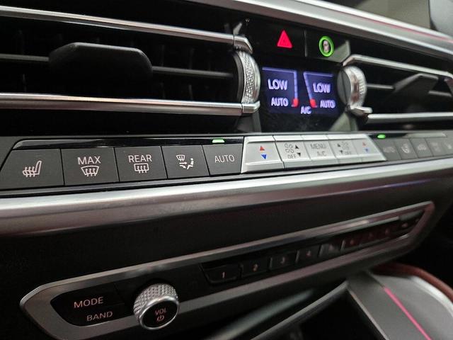 Photo of 2022 Black BMW X6