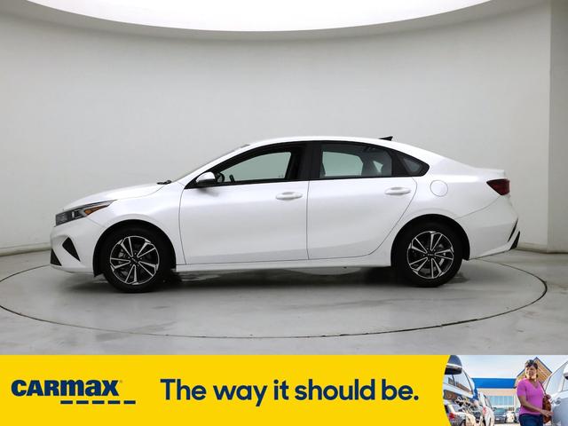 Photo of 2024 White Kia Forte