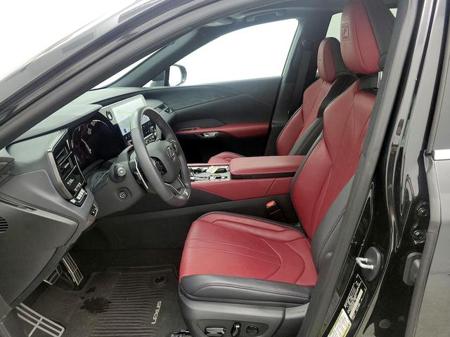 Photo of 2023 Black Lexus RX 350
