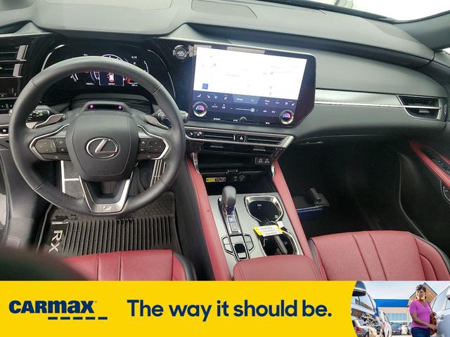 Photo of 2023 Black Lexus RX 350