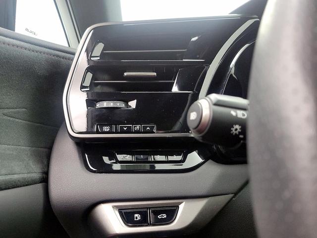 Photo of 2023 Black Lexus RX 350
