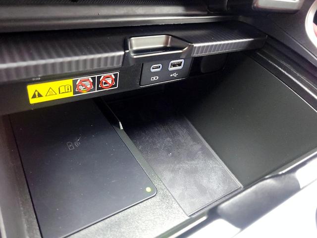 Photo of 2023 Black Lexus RX 350