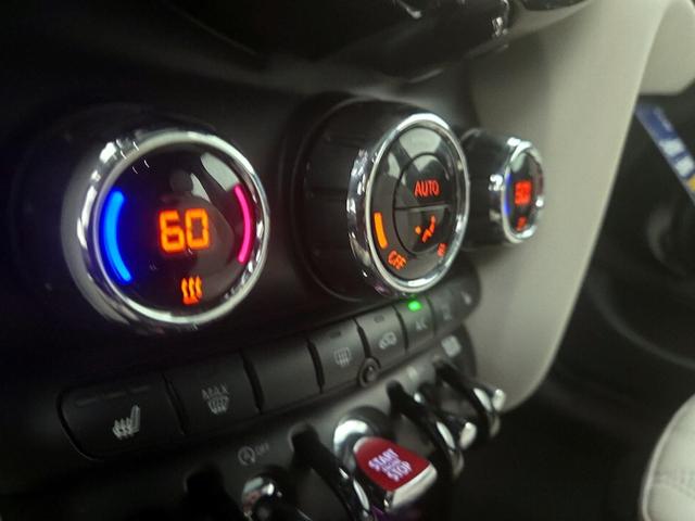 Photo of 2021 Black MINI Hardtop