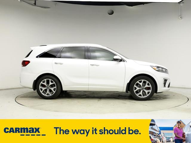 Photo of 2019 White Kia Sorento