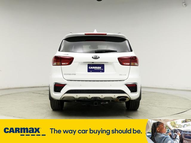 Photo of 2019 White Kia Sorento