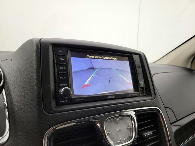 Photo of 2016 Black Chrysler Town & Country