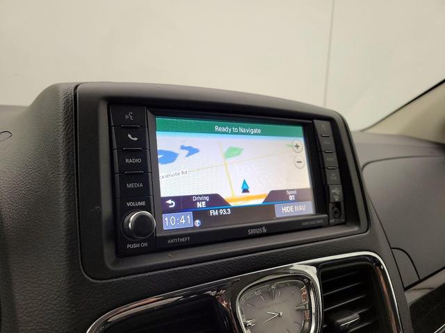 Photo of 2016 Black Chrysler Town & Country