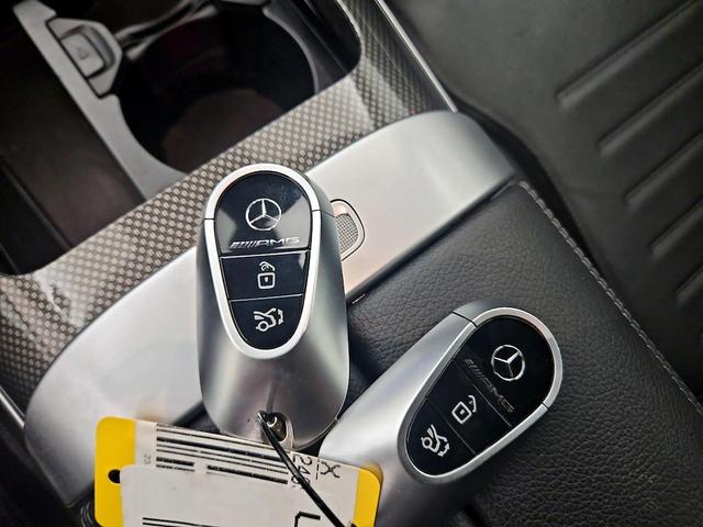 Photo of 2023 Gray Mercedes-Benz AMG C 43