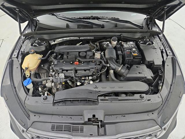 Photo of 2024 Black Kia K5