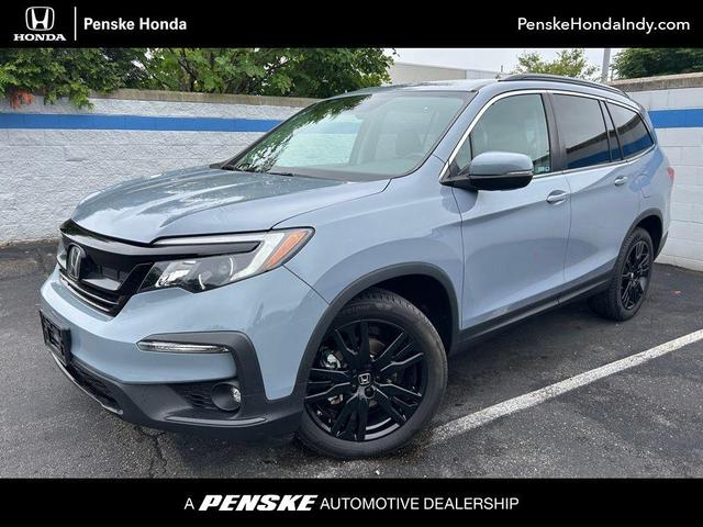 Photo of 2022 Gray Pearl Honda Pilot