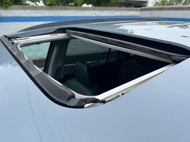 Photo of 2022 Gray Pearl Honda Pilot
