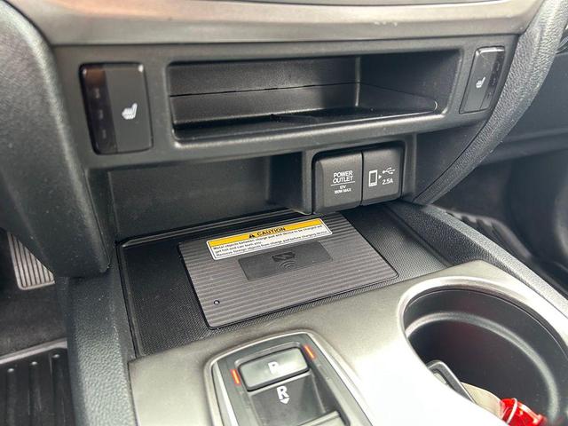 Photo of 2022 Gray Pearl Honda Pilot