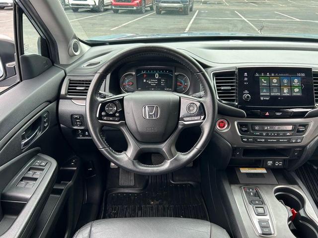 Photo of 2022 Gray Pearl Honda Pilot