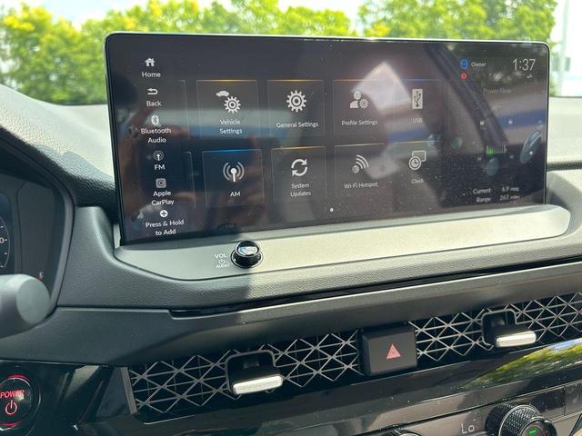 Photo of 2025 Meteorite Gray Metallic Honda Accord Hybrid