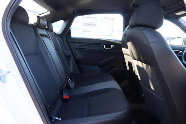 Photo of 2025 Platinum White Pearl Honda Civic Hybrid