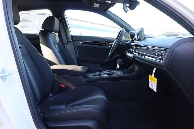 Photo of 2025 Platinum White Pearl Honda Civic Hybrid