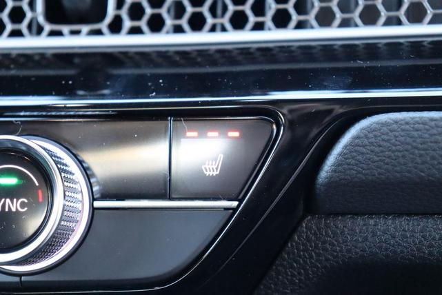 Photo of 2025 Platinum White Pearl Honda Civic Hybrid