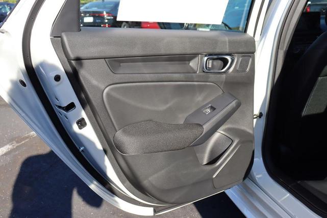 Photo of 2025 Platinum White Pearl Honda Civic Hybrid